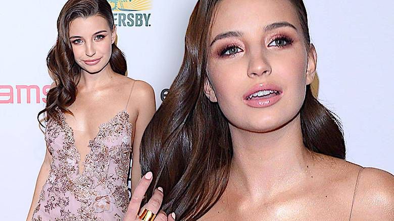 Julia Wieniawa stylizacja w mini