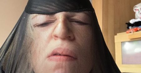 Tak się kończą zakupy w internecie. Koszulka "hitem" sieci
