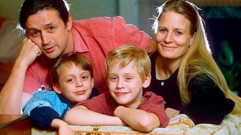 Kit Culkin z synami: Kieranem i Macaulayem oraz ich matką Patricią Brentrup