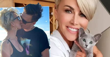 42-letnia Paulla jest w ciąży! Ogłosiła nowinę sesją na plaży. Pokazała swoje krągłości: "Nadchodzi huragan"