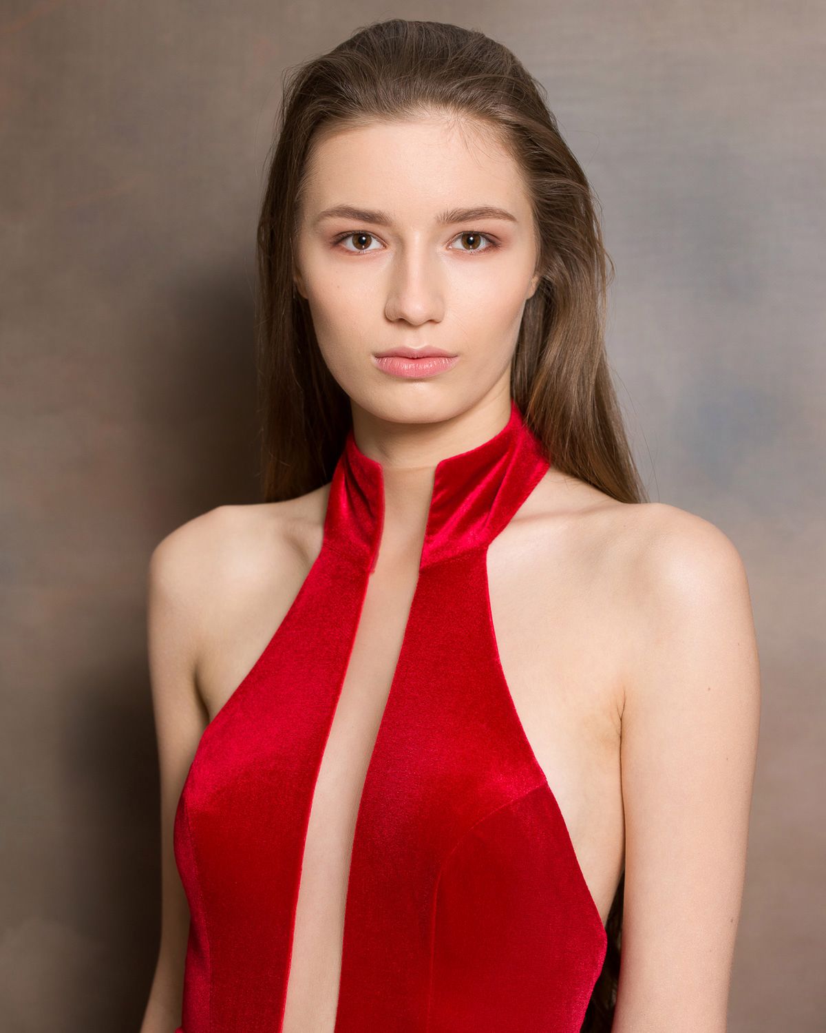 Kandydatka nr 1: Nina Ampulska, 18 lat, Ostrołęka