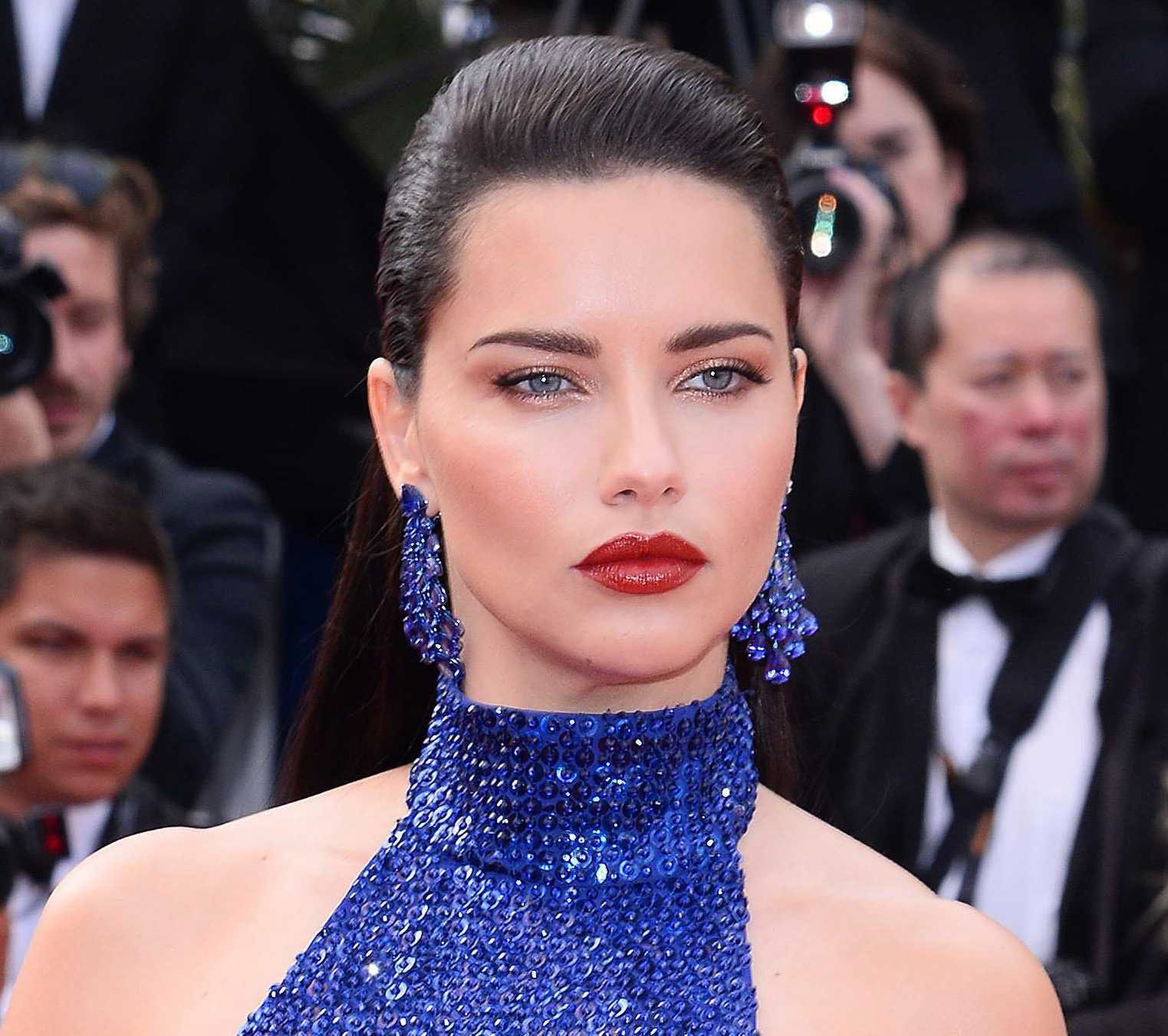 Adriana Lima - makijaż, Cannes 2019