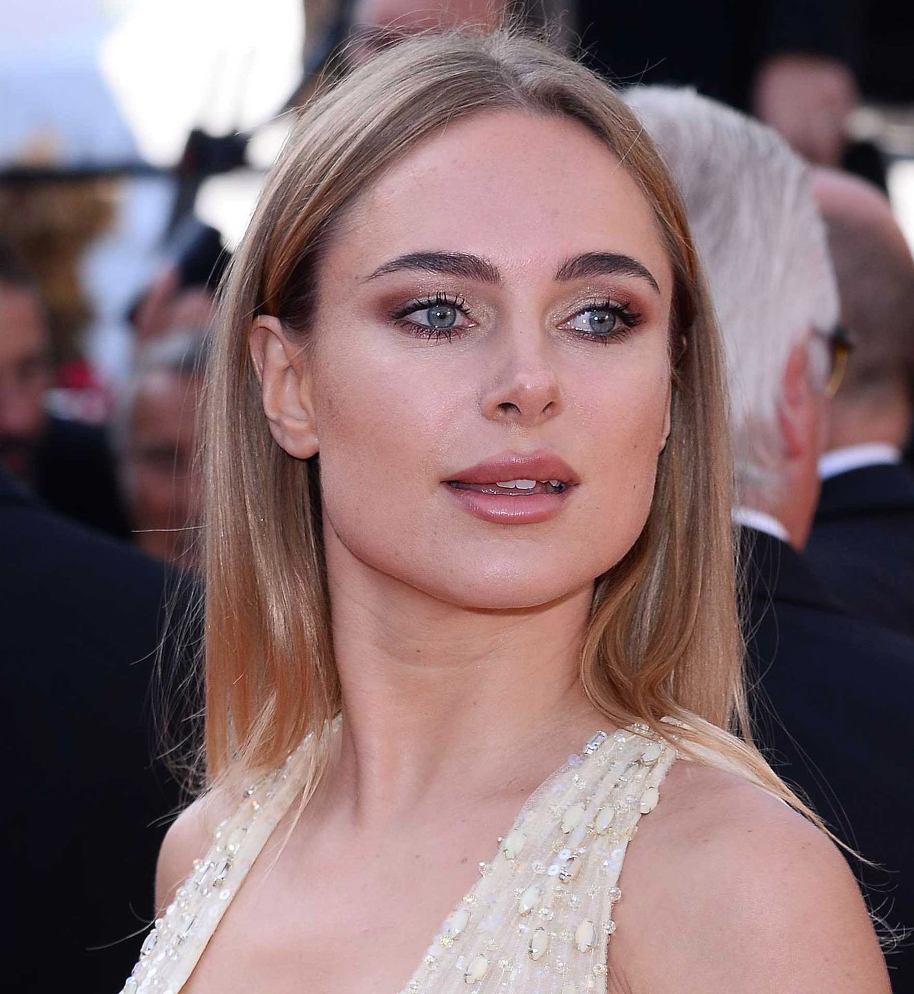 Kimberley Garner - makijaż, Cannes 2019