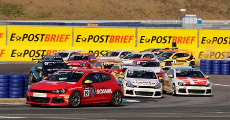 Podium Gładysza na Oschersleben