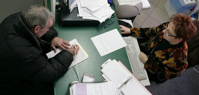 Znajdą bezrobotnemu pracę, dostaną premię