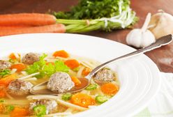 Rozgrzewające i pożywne zupy. Pomogą rozprawić się z chorobą