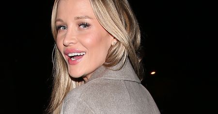 Joanna Krupa w dżinsach. Dodatkowych kg nie widać