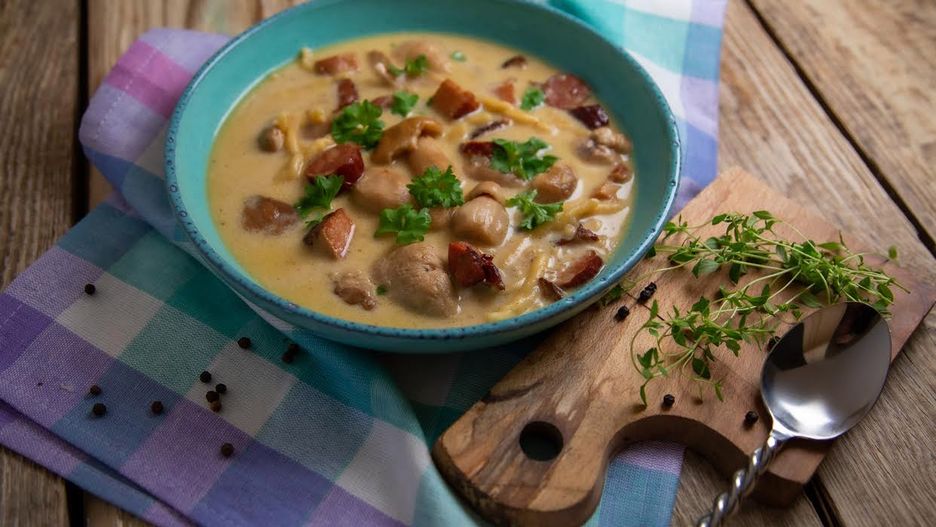 Zupa myśliwska Ewy Wachowicz. Idealna na jesień