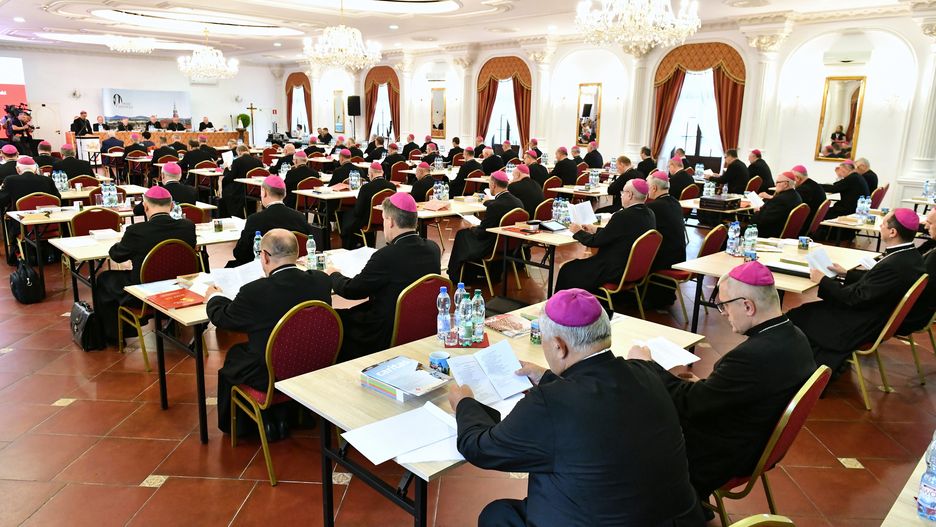 Polscy biskupi zdecydowali, że po każdej mszy św. odbędzie się modlitwa wynagradzająca za profanację