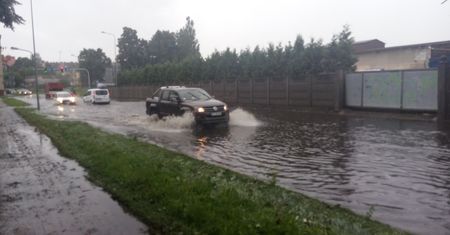 Uwaga na ulewy i burze nad morzem