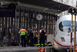 Frankfurt. Wepchnął matkę z dzieckiem pod pociąg. 8-latek nie żyje