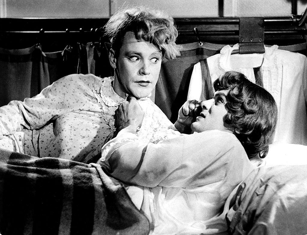 Tony Curtis i Jack Lemmon w filmie "Pół żartem, pół serio" 