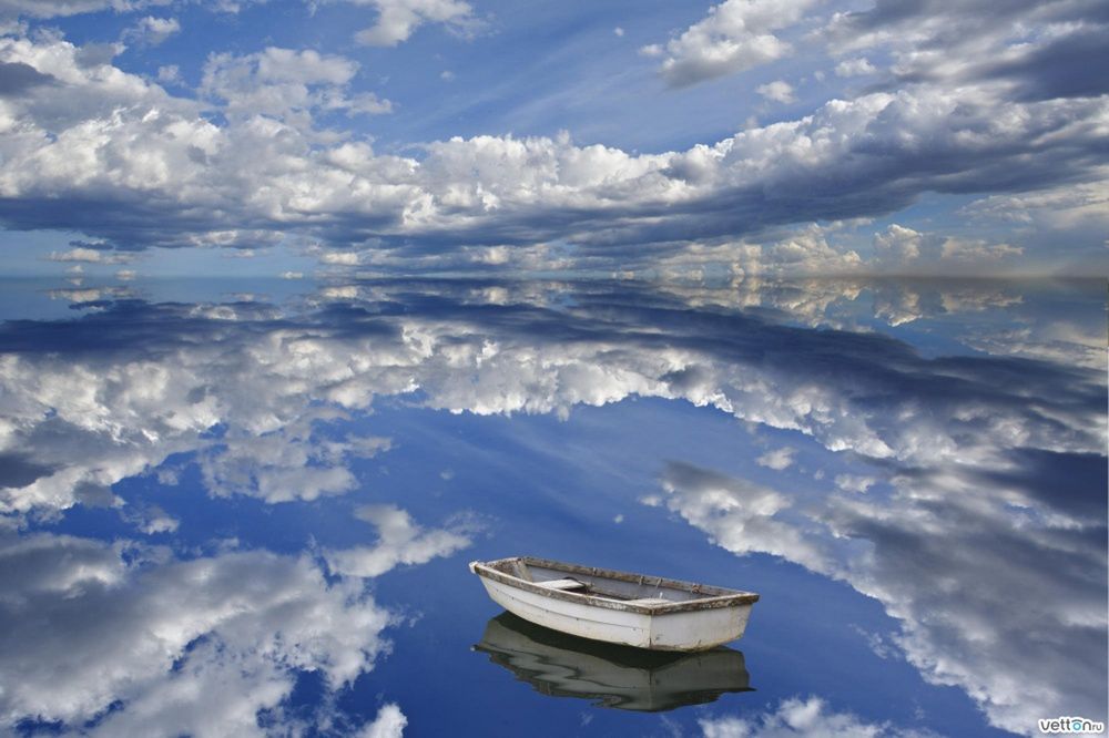 Lustrzane jezioro Salar de Uyuni.