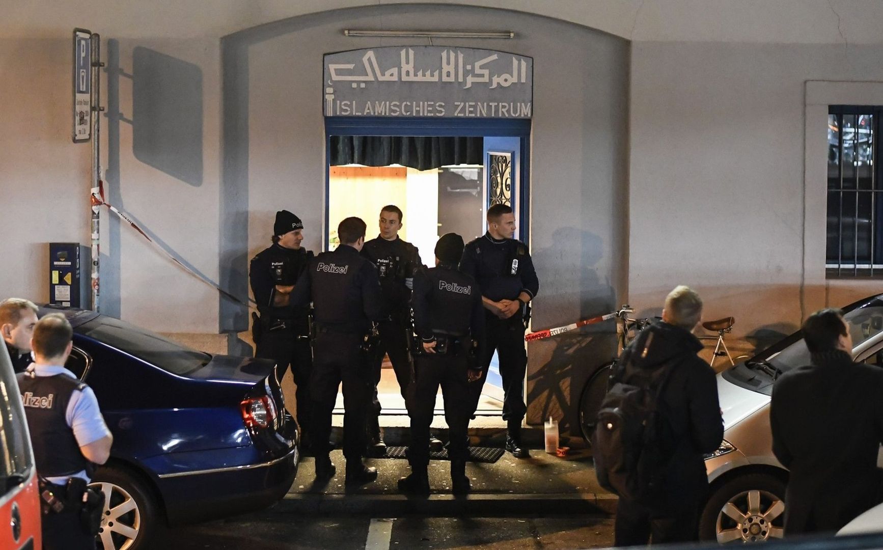 Strzały przy islamskim centrum w Zurychu. Są ranni