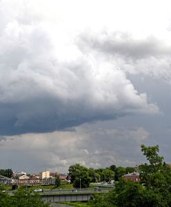 Gdzie jest burza? Grzmi już na Podlasiu i Podkarpaciu. IMGW wydaje ostrzeżenia