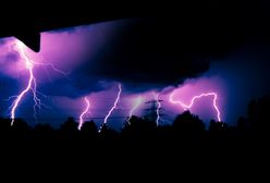 Ogromna burza nad Warszawą. "Było jasno jak w dzień"