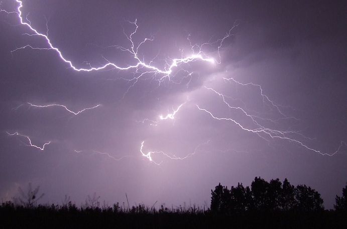 Nie chowajcie parasoli. Będzie grzmiało i padało!