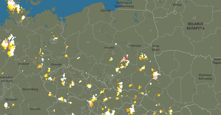 Burze nad Polską. Z południa nadciągają silny deszcz i grad