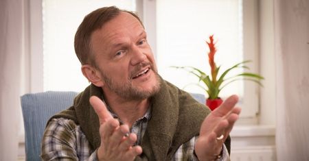 Cezary Pazura i jego niezapomniane role. Rozpoznaj produkcje po kadrze!