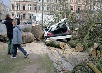 Sześć śmiertelnych ofiar wichury