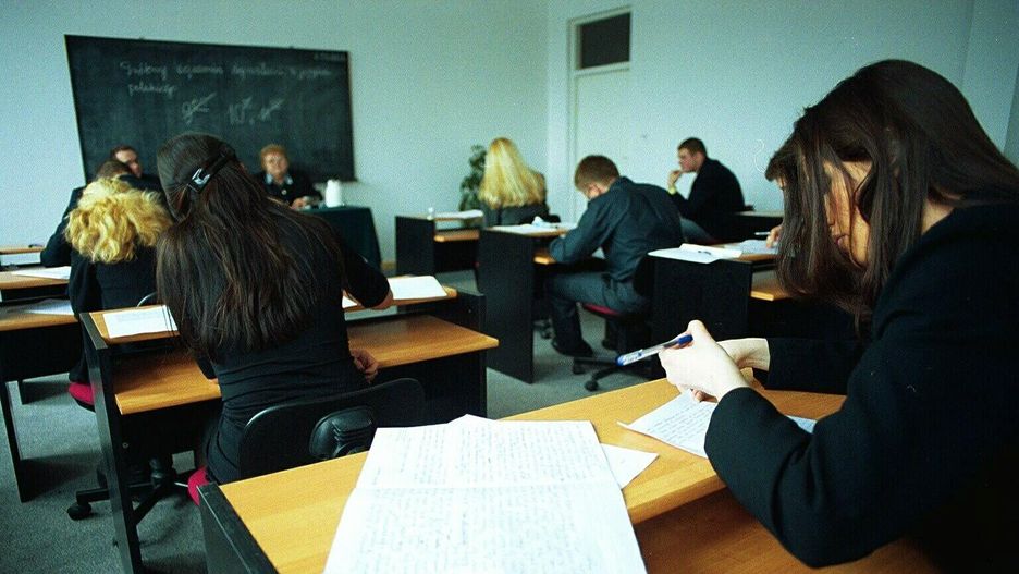 Matura z matematyki 2019. Maturzyści napisali już egzamin na poziomie podstawowym. Przebieg matur utrudnił alarm bombowy