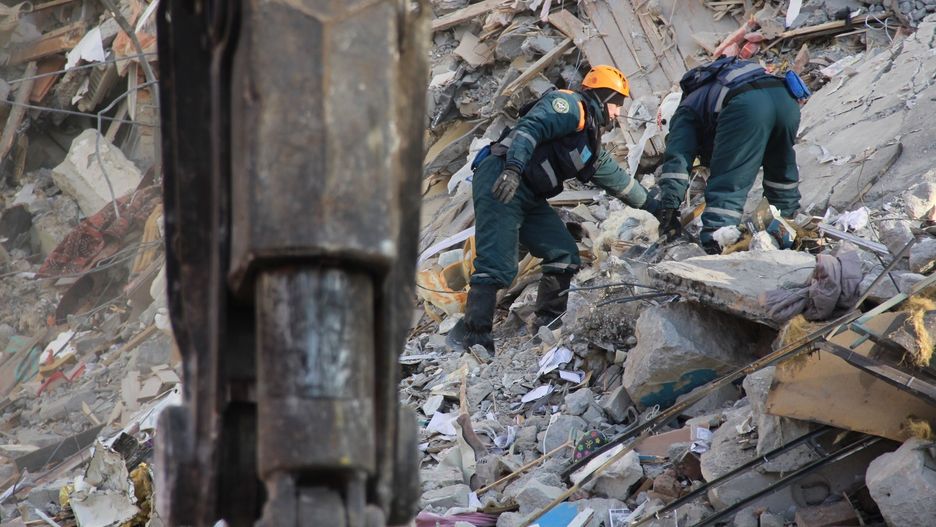 Magnitogorsk: rośnie liczba ofiar. Już 38 ciał wydobyto spod gruzów zawalonego budynku w Rosji