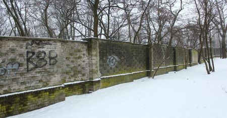 Zoo ogłasza konkurs na mural. "Symbol Warszawy nadgryzany przez żyrafę"