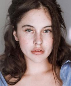 Ola Żuraw w samym różowym szlafroku. Pokazała zdjęcie z niemowlęciem