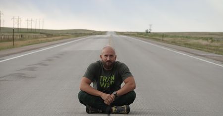 Ciężarówką pokonuje tysiące kilometrów amerykańskich autostrad. "Ludzie to esencja podróżowania"