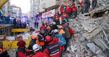 Trzęsienie ziemi w Turcji. Opłakane skutki klęski żywiołowej