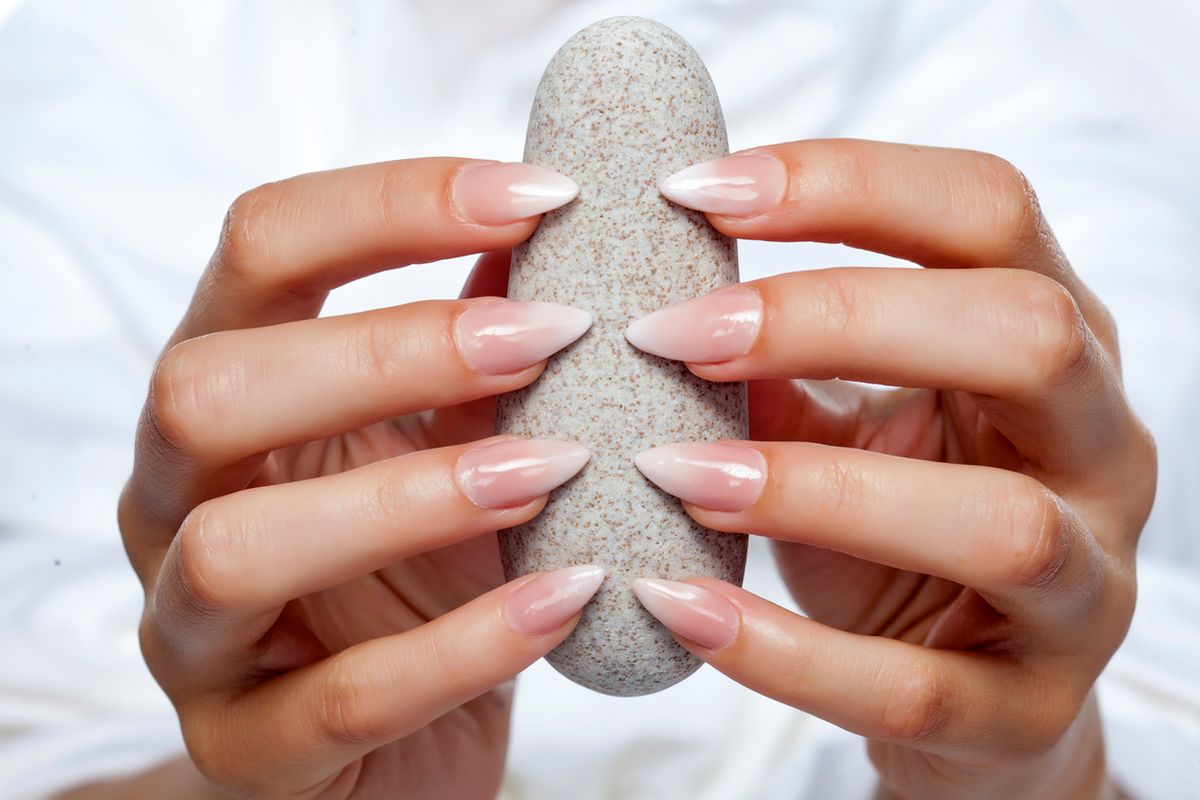 Efekt ombre bez wyrzeczeń – oryginalny manicure termiczny