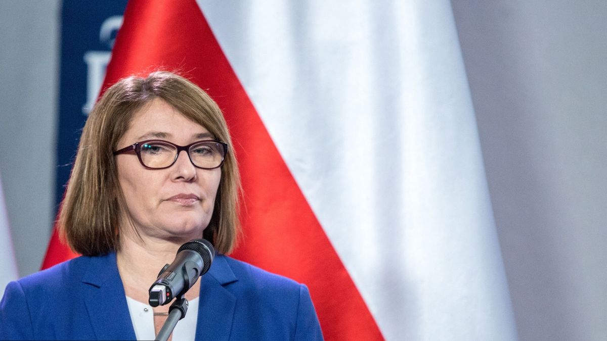 Projekt ustawy nowelizacji ustawy o ograniczeniu prowadzenia działalności gospodarczej przez osoby pełniące funkcje publiczne Platforma złożyła we wtorek.