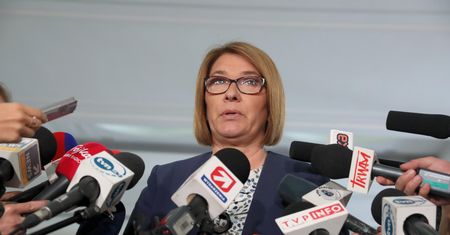 Sławomir Nitras ukarany. Jest reakcja Beaty Mazurek