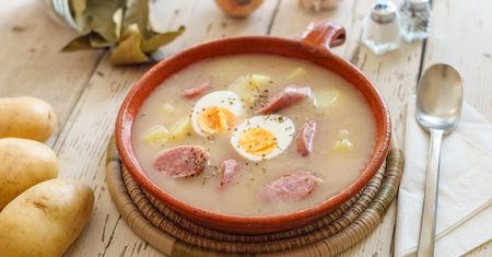 Przepis na domowy żurek. Idealny na Wielkanoc