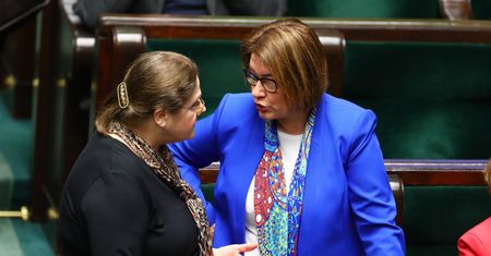 Zgrzyt na linii Pawłowicz- Mazurek. "Proszę, żeby pani skarg przeciwko koleżance nie komentowała"