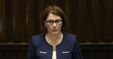 Burza po wpisie rzeczniczki PiS. Cięta riposta Petru