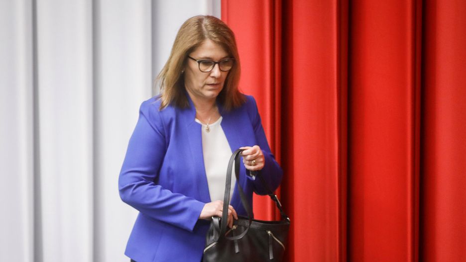 Beata Mazurek z Sejmu przeniosła się do wypełnionej imigrantami Brukseli