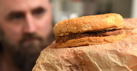 Burger z McDonald's z 1995 roku. Nie zepsuł się od 24 lat