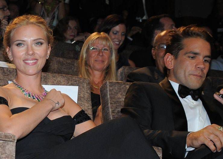 Scarlett Johansson i Romain Dauriac
Fotografia: ONS