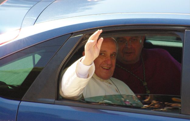 Będzie można kupić golfa, którym jeździ papież