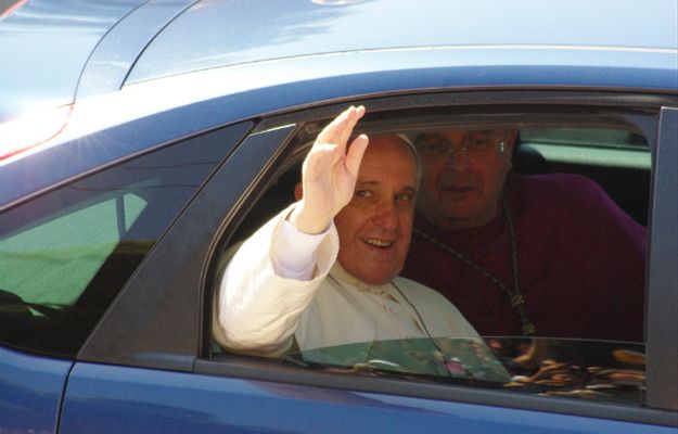 Będzie można kupić golfa, którym jeździ papież
