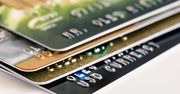 16-latkowie płacili kartą bankomatową kolegi