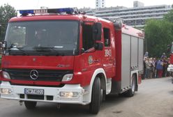 Bezprecedensowy atak. Chuligani napadli strażaków na służbie