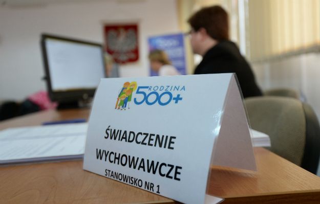 Nazywa się Dżesika, ma 16 lat i... jest najmłodszą beneficjentką programu "Rodzina 500+"