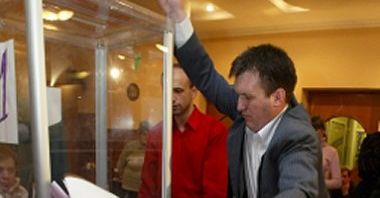 Partia Janukowycza prowadzi - wyniki z 10% okręgów