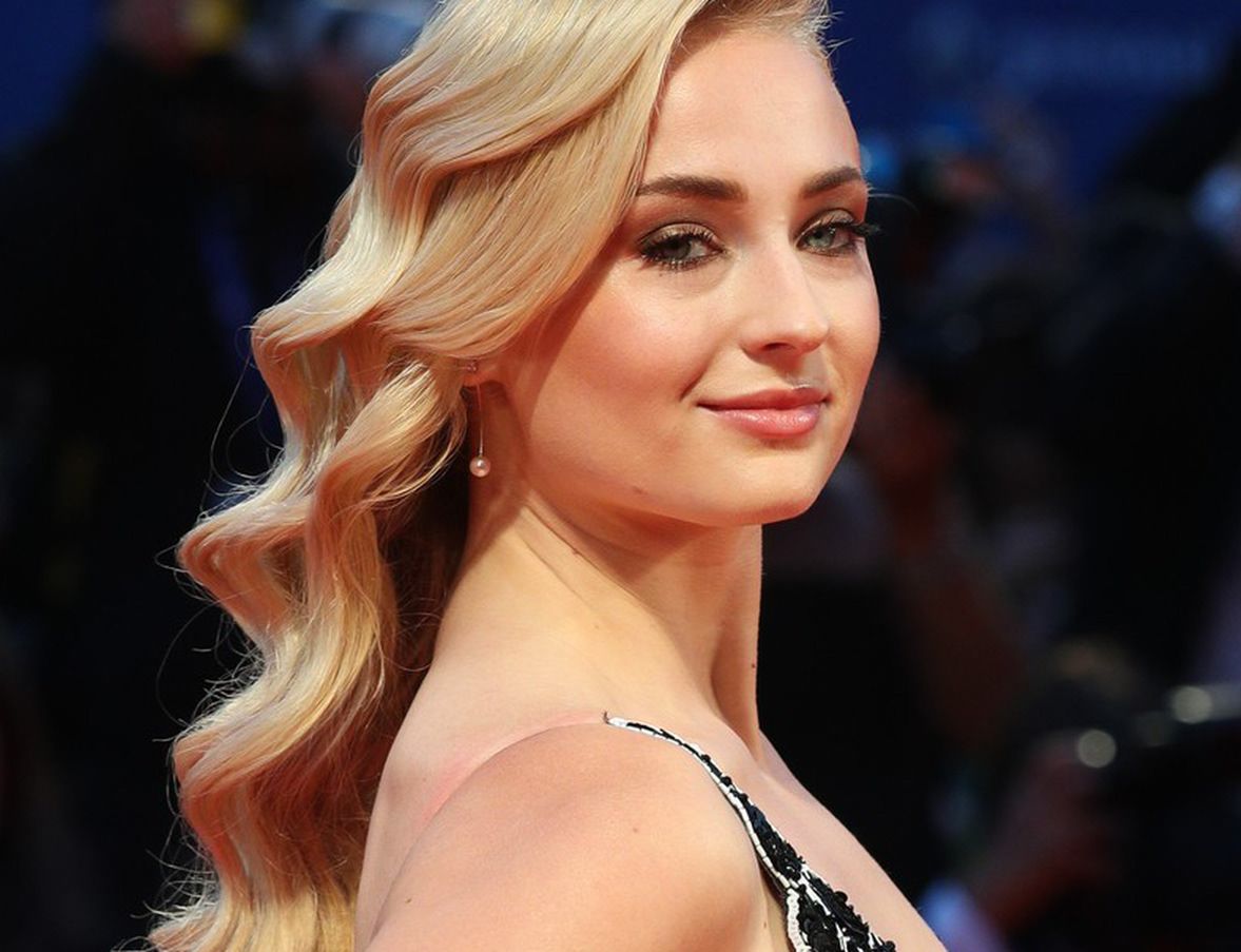 "Gra o tron". Sophie Turner potajemnie wyszła za mąż!