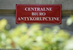 CBA zatrzymało naczelnika Urzędu Skarbowego i komornika podczas dzielenia się łapówką