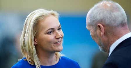 Internauci krytykują Dominikę Figurską. Aktorka odpowiedziała na hejt