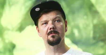 Koronawirus. Michał Figurski oburzony na sieć sklepów