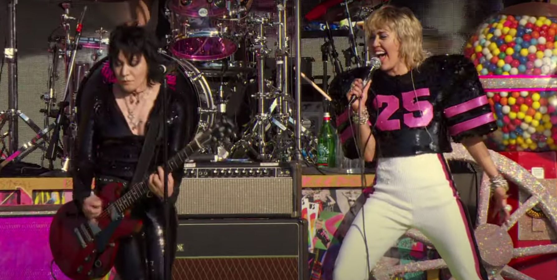 Miley Cyrus - Super Bowl 2021